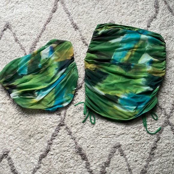 ✨Fashion Nova Green Set✨ - Picture 2 of 6